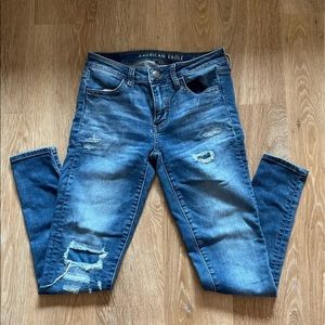 Women’s American eagle jeans